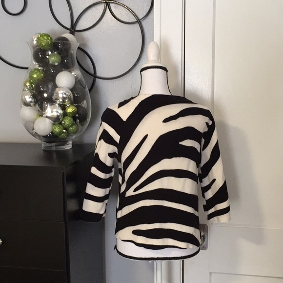 Chico Zebra Blazer Sz 0 or Small - Picture 2 of 4
